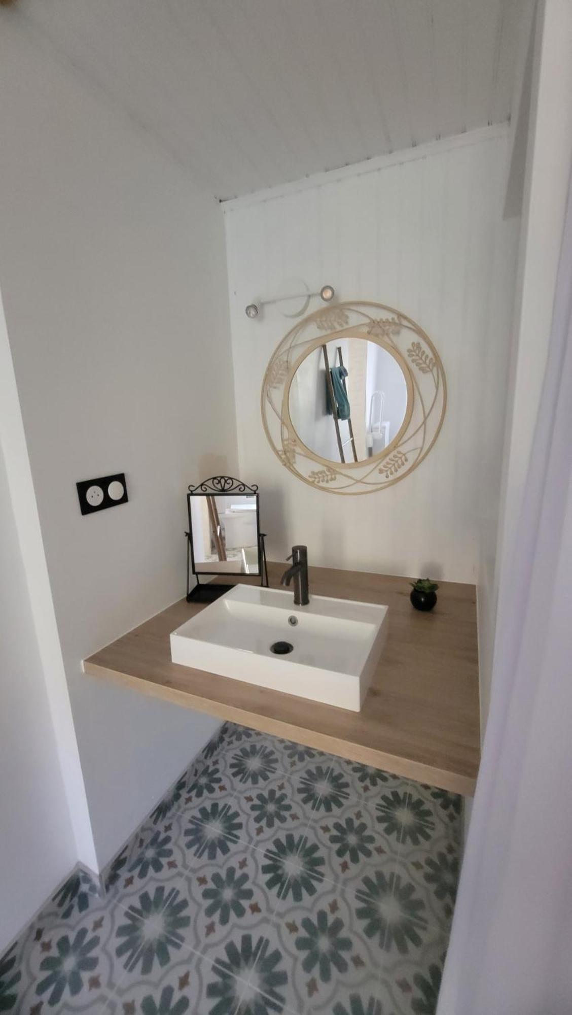 Le Truc En Plus, Accessibles Pmr, Appartement 45 M2 Mitoyen Dans Une Maison Avec Un Autre Appartement Guerard Exterior foto